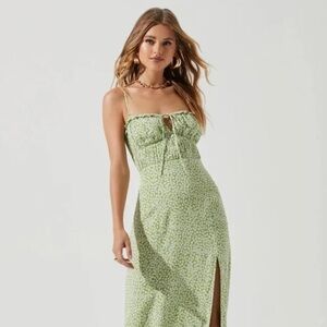 Astr Green Floral Midi Dress